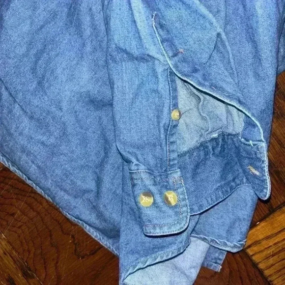 Friendly bears button up - Picture 6 of 6